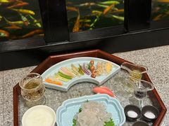 -龙悦湾酒家·八阵鱼生·渔人码头店