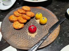 鹅肝酱拌葱油饼-苏州W酒店·苏滟中餐厅