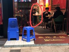 -芳村榕树头叹佬鸡煲(体育西店)