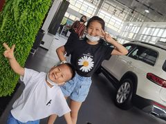 -奔驰北京鹏龙星徽(西大望路店)