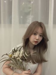 -银星女王公园发型艺术沙龙