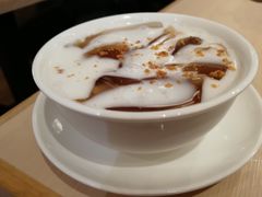 椰林琥珀冰粉-遇见小面(凯德广场店)