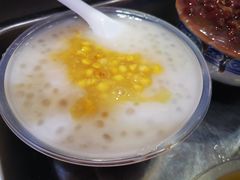 冬三宝-百花传统甜品店(原址店)