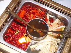 -雾都渣渣火锅(南城智汇城店)