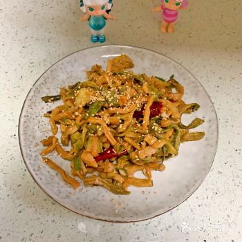 辣炒萝卜干小菜找回童年记忆。