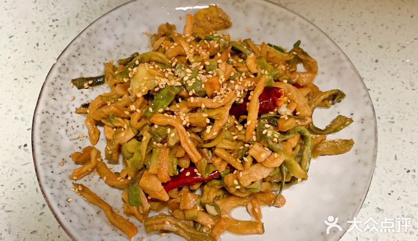 辣炒萝卜干小菜找回童年记忆。