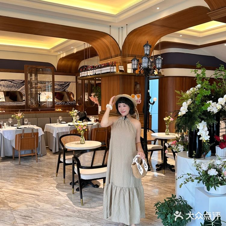 哈尔滨📍来这家餐厅过生日 可太高级啦~