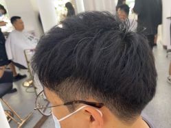 -MOVAN  HAIR莫凡匠人发型屋