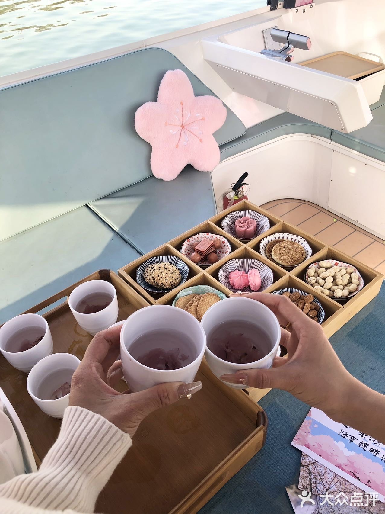 和春天来了一场甜蜜的约会…