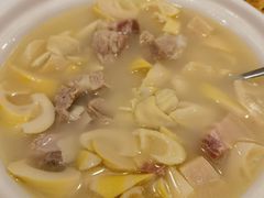 -金时代顺风大酒店(临港百联店)