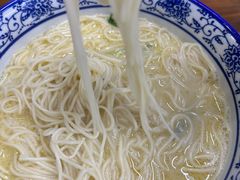 -雪琴面馆富安特色鱼汤面(城中花园店)