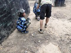 -亲兄弟真人CS团建拓展基地