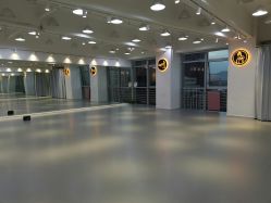 -深舞形体民族舞蹈工作室