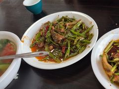 -曾氏肥肠馆(凯瑞雅居店)
