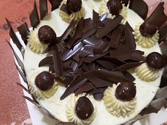 黑森林蛋糕-视界美食自助餐厅·石家庄希尔顿酒店