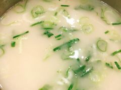 神仙雪浓汤-神仙雪浓汤(明洞店)