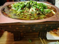 -自贡盐帮菜·玩辣餐厅(樱花园西街店)