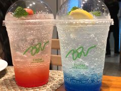 -Chom Cafe and Restaurant