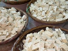 -仓桥直街臭豆腐