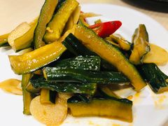 小菜-面乙新派手擀面(大悦城店)