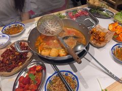 -王奋斗贵州酸汤牛肉火锅