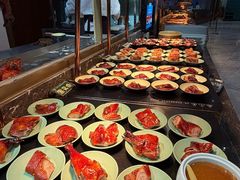 -金马门国际美食百汇(珞喻路店)