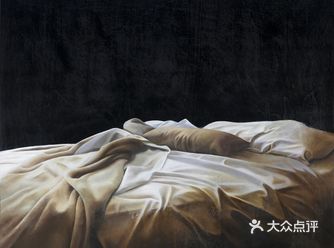 Stephanie Serpick 是一位视觉艺术家