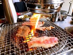 烤五花-釜山火炉·海鲜烤肉(紫藤路店)