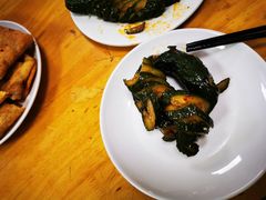 蓑衣黄瓜-王三姑牛肉饼