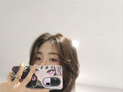 -雪莉美妆婚纱馆