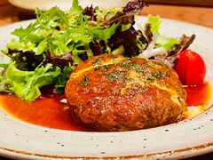 汉堡牛肉饼-玄白·炭烤活鳗(上海首店)