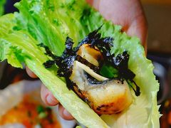 -围炉肉舍•炭烤活鳗•丹东海鲜烤肉(步行街店)