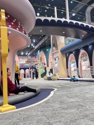 -奈尔宝家庭中心·亲子餐厅(鄞州万达店)