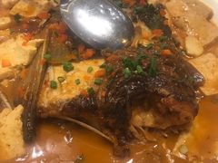 乾隆鱼头烧豆腐-乾隆美食·本帮菜(黄河路店)