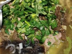 -谢老五跷脚牛肉·非遗传承店