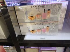 -日上免税店(三径路t3店)