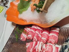 -红鼎豆捞·非遗鲍皇汤火锅(宝丰路店)