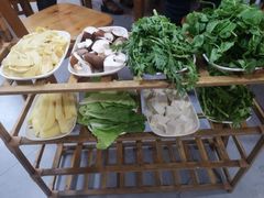 -云南野生菌石锅鱼石锅鸡(大金塔店)