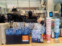 -霸王茶姬(上海静安大悦城店)