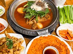 -喇喇排骨火锅·传统韩式脊骨汤(望京西园总店)