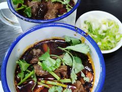 坨坨牛肉面-山城盅盅面