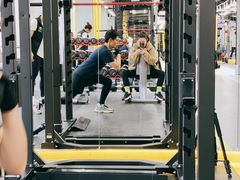 -享受健身·美体塑形馆