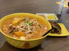 -谭仔云南米线(粉岭车站路店)
