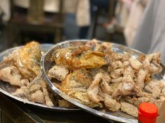 -肖肖酸萝卜鱼火锅(总店)