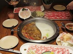 -东巴婆婆云南鱼豆花火锅(大东门店)