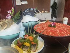 -鼎泰亨·海鲜牛肉餐厅(滨江店)