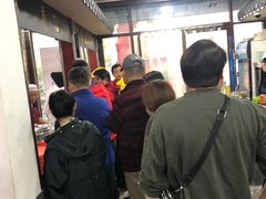 排队-穆得·老周家牛肉烧饼(普利街店)