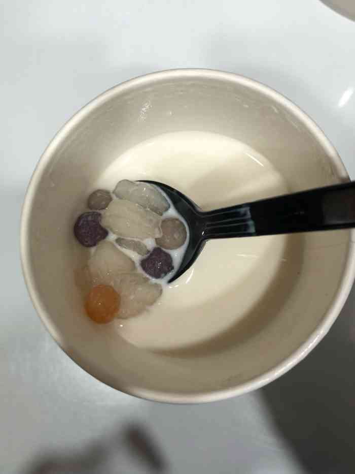 cyi the-"因为在附近突然想喝奶茶,看了一下周边的团.