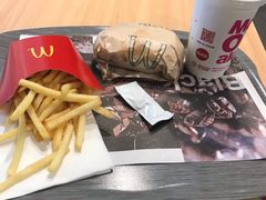 -麦当劳(民盈·国贸城店)