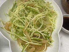 -品海楼·大连海胆锅贴馆(东港店)